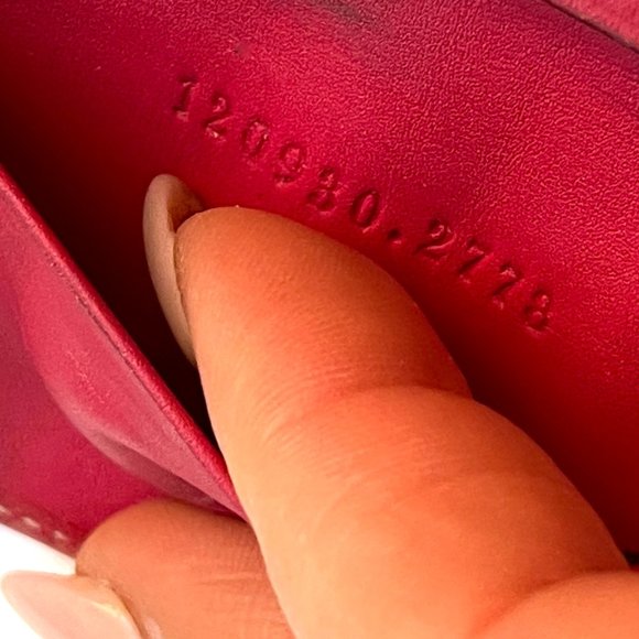 Authentic Gucci Red calf Leather/canvas Key Case in the box - Picture 4 of 13